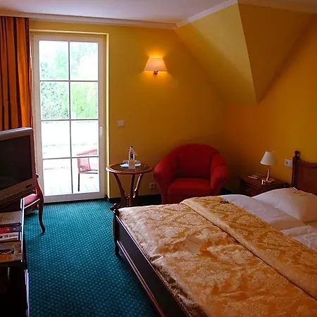 Hotel Strandhotel Deichgraf 4*