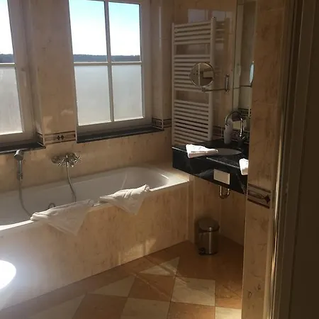 Strandhotel Deichgraf Hotel