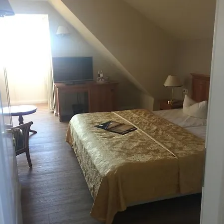 Strandhotel Deichgraf Graal-müritz 4*